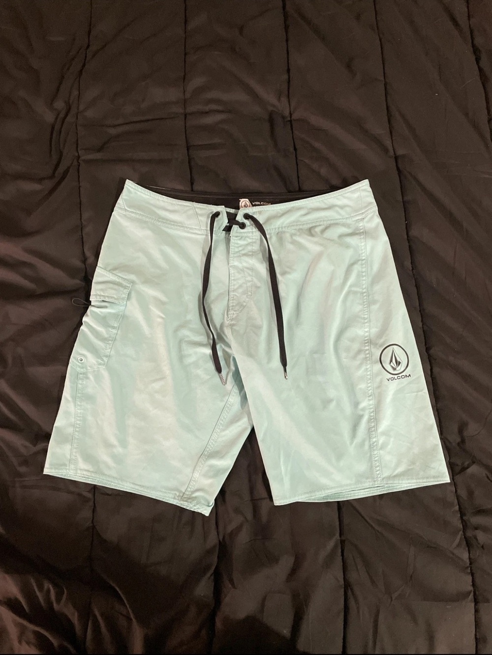 Volcom Lido Solid Mod Men's Boardshorts Swim Trunks Size 32 Light Mint Blue